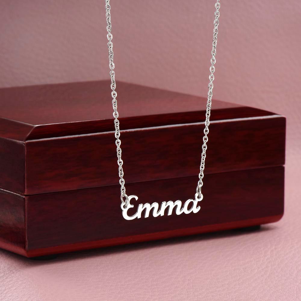 Imagine your daughter's reaction at Xmas if she received this beautiful Engraved Necklace - Bon-ito