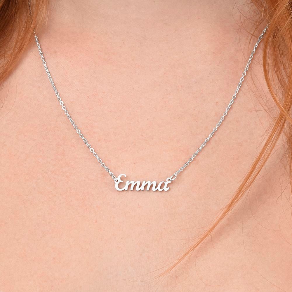 Imagine your daughter's reaction at Xmas if she received this beautiful Engraved Necklace - Bon-ito